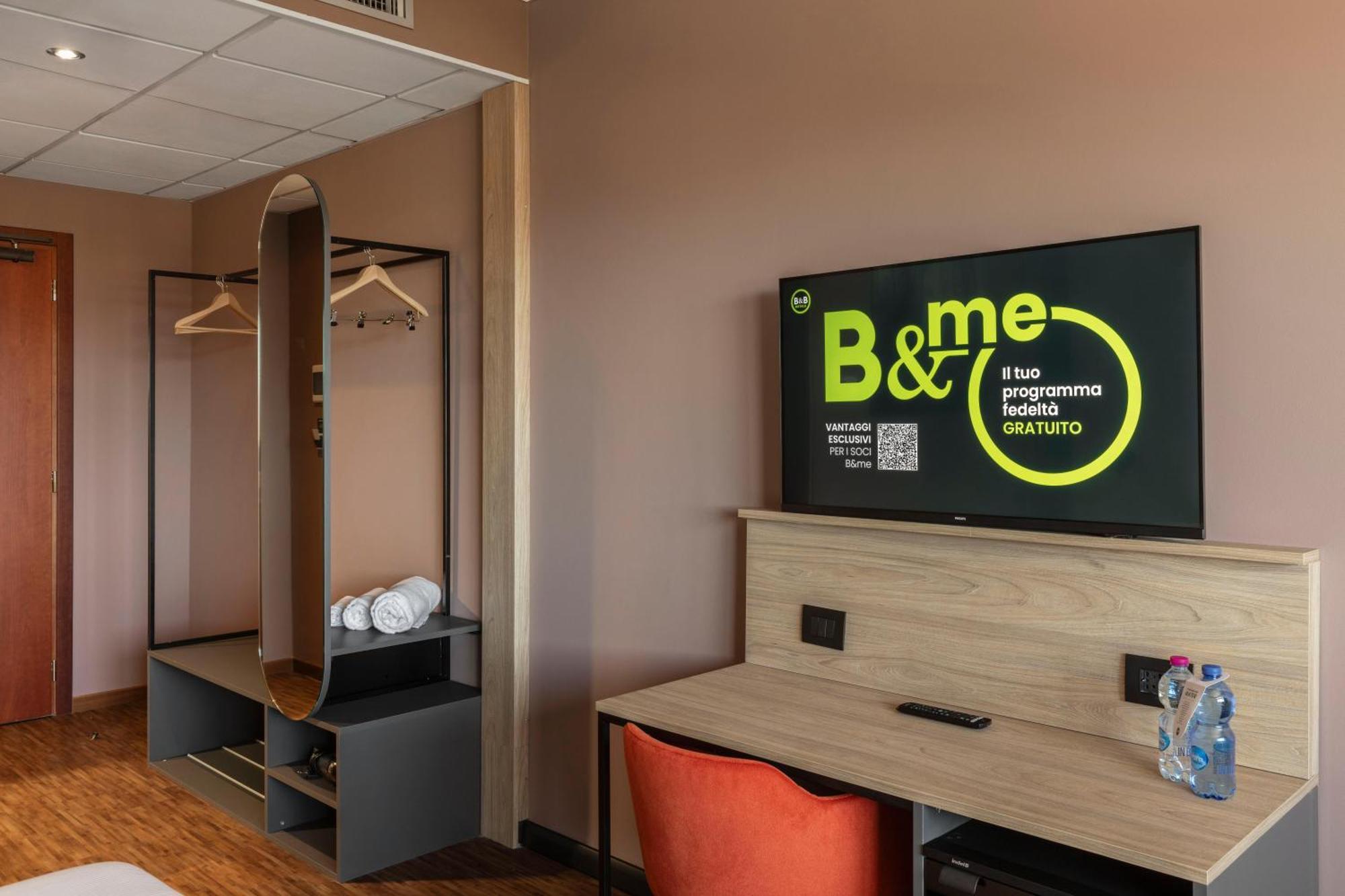 B&B Hotel Cuneo Cristal Exteriör bild