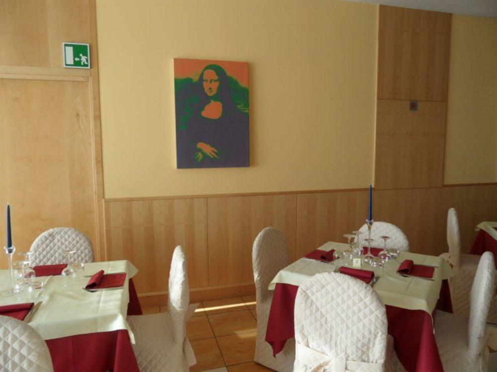 B&B Hotel Cuneo Cristal Exteriör bild